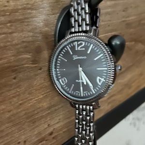Geneva Platinum gunmetal link / bracelet watch